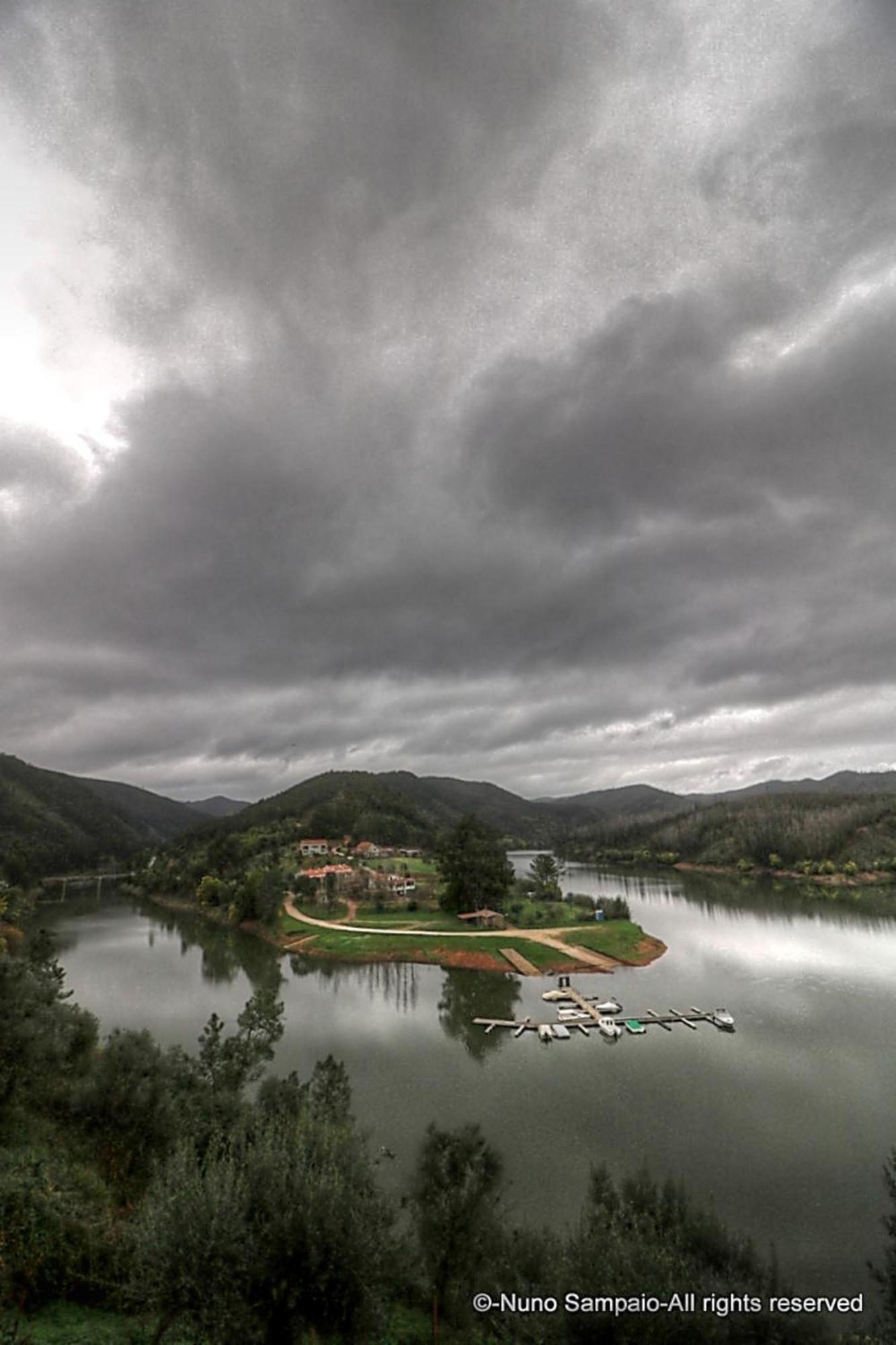 Hotel Rota Malhoa Figueiro Dos Vinhos Exteriör bild