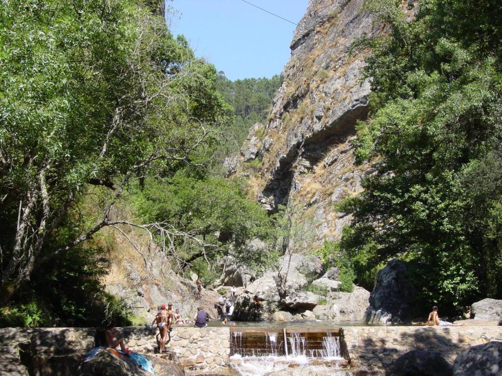 Hotel Rota Malhoa Figueiro Dos Vinhos Exteriör bild